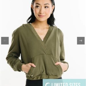 Zyia olive calmness pocket hoodie women’s activewear